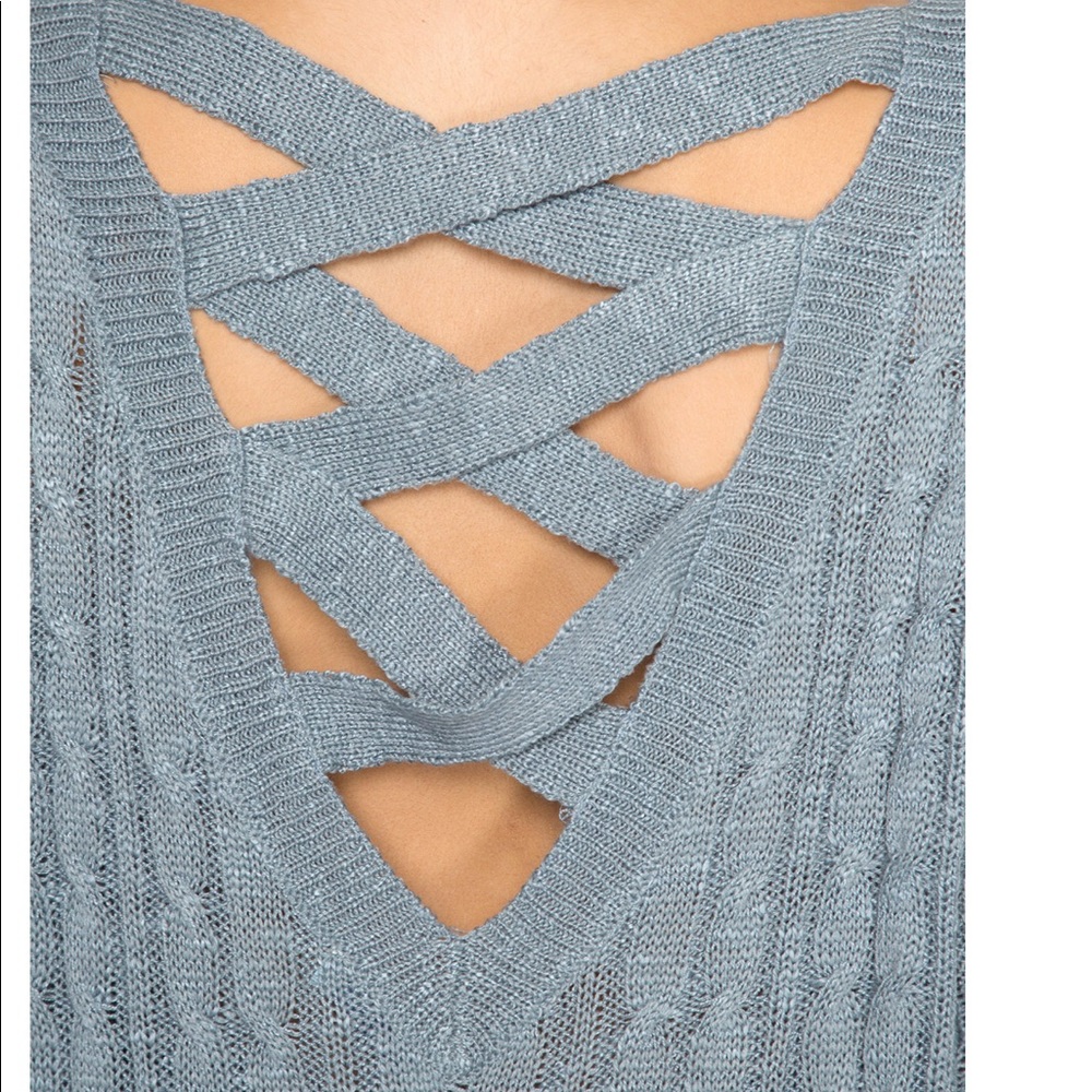 Lattice back cable knit gray sweater - Picture 3 of 7